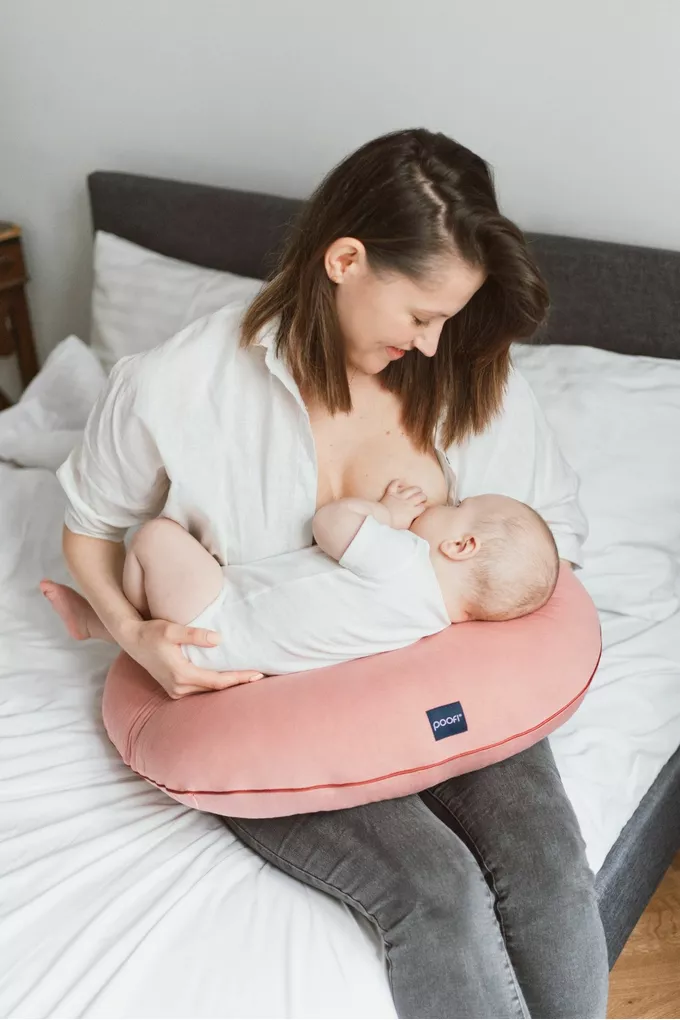POOFI Pokrowiec na poduszkę do karmienia Organic kolor: herbaciana róża